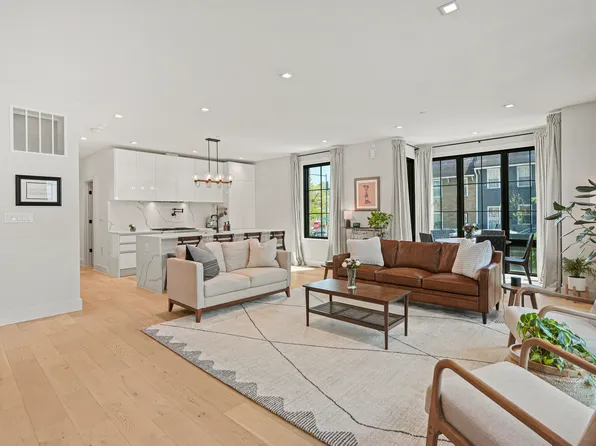 2100 4th St NE, Washington, DC 20002