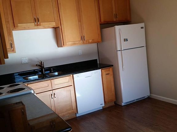 4th image of 621 Nello Dr APT 3