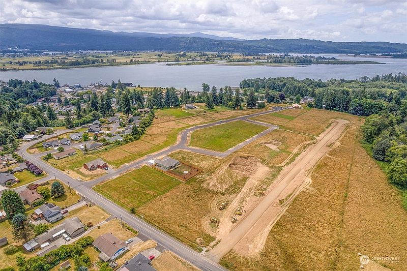 4th image of 9 Sunnyfield Drive Lot24