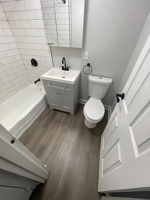 Building Photo - 11 N Dryden Pl #2B