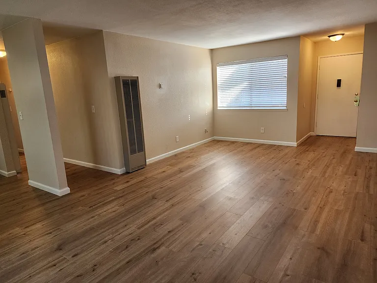 725 Pope Dr #C — Photo 5