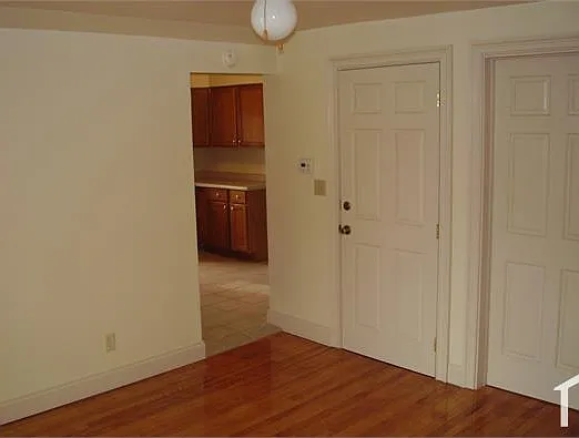 2 bed, 700 sqft, $1,100 — Photo 4