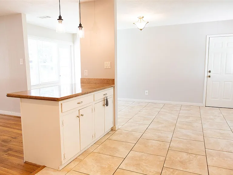 3314 Rochdale St — Photo 10