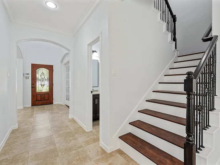 2642 Tacoma Springs Dr — Photo 10