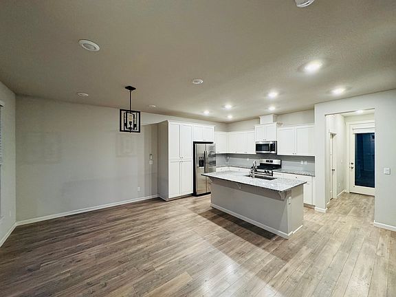 3rd image of 6914 SE Blanton St
