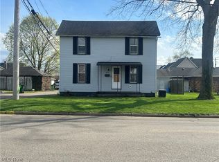 839 Orange St, Coshocton, OH 43812