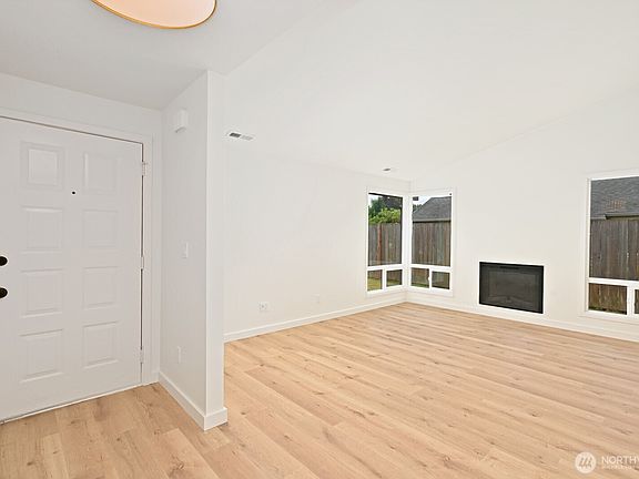 5th image of 3001 M Street NE