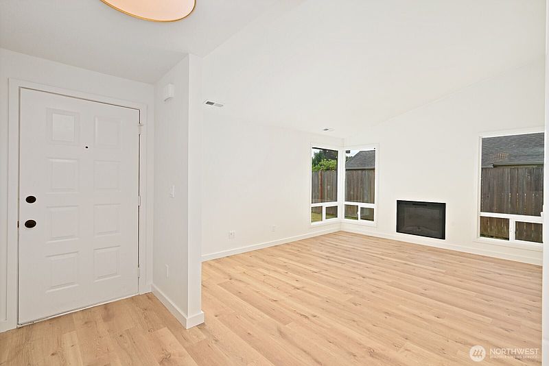 5th image of 3001 M Street NE