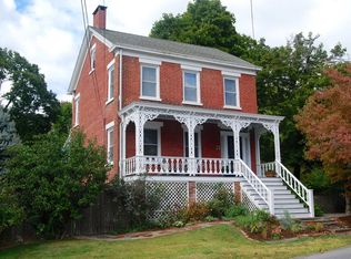 25 Main St, New Hamburg, NY 12590