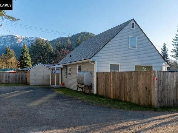 2331 Oday Dr, Juneau, AK 99801