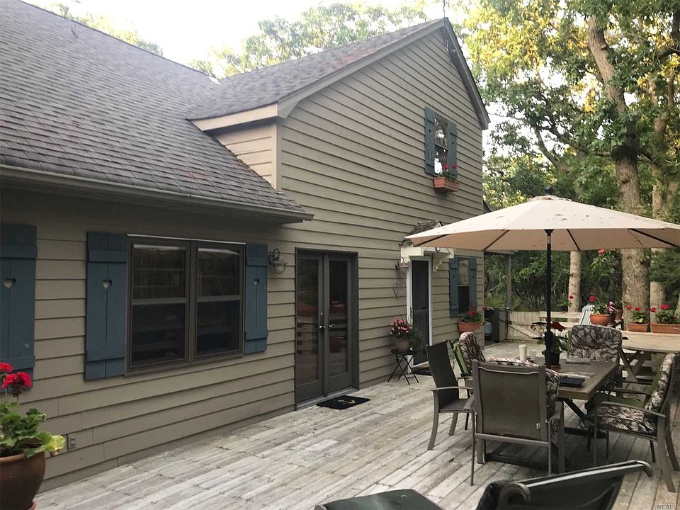 1st image of 15 Driftwood Ln