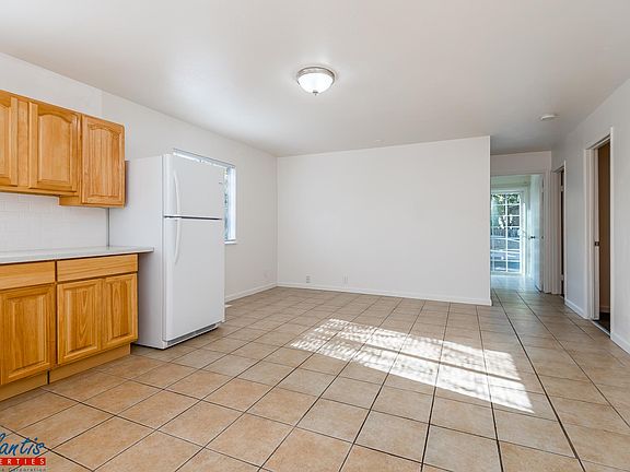 2nd image of 439 N 8th St #B