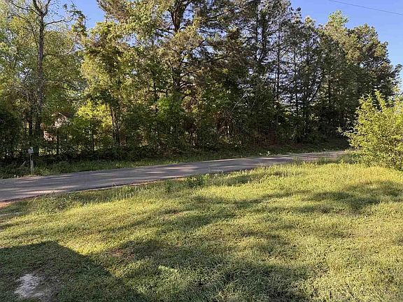 3rd image of 595 Corley Rd