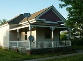 201 W 1st St, Pleasanton, KS 66075