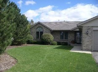6359 Tudor Ln, Loves Park, IL 61111