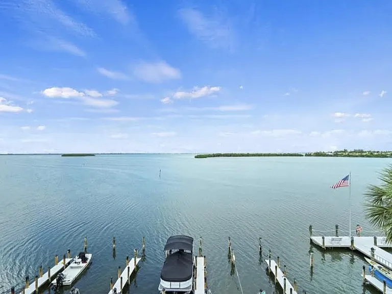 3806 Gulf Of Mexico Dr #208C — Photo 10