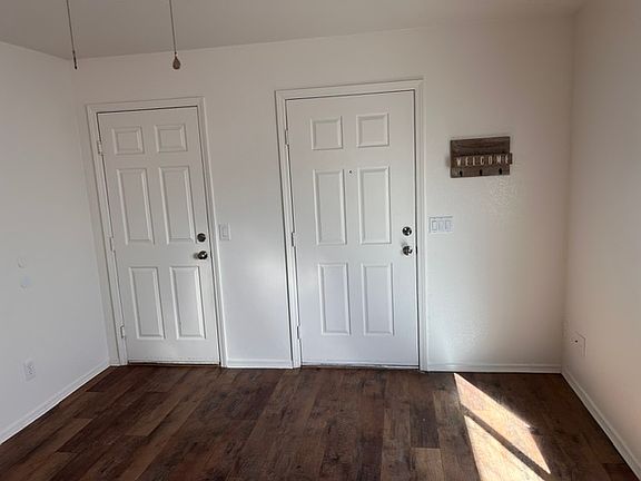 4th image of 1782 Coronado Dr