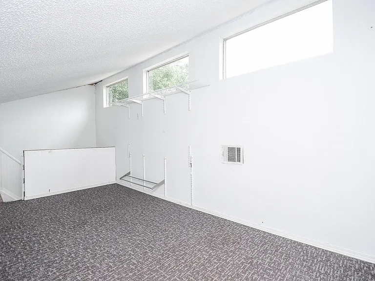 2406 Blue Mist Ct — Photo 26