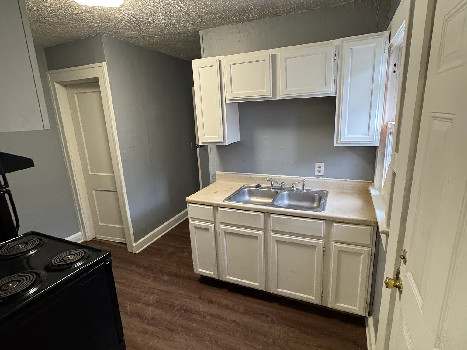 736 N Denny St — Photo 3