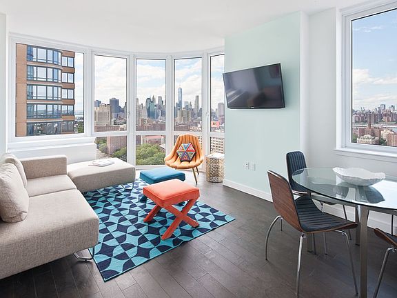 3rd image of 309 Gold St APT 25C