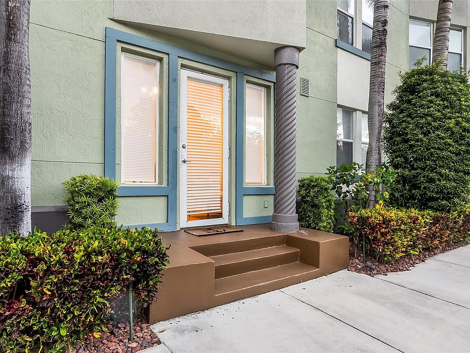 1st image of 533 NE 3rd Avenue #132