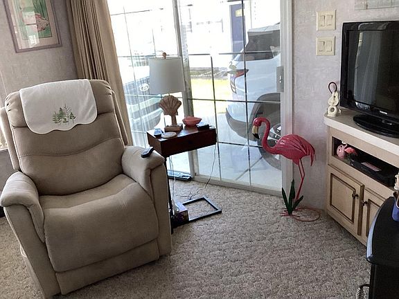 3rd image of 38600 Goodland Dr