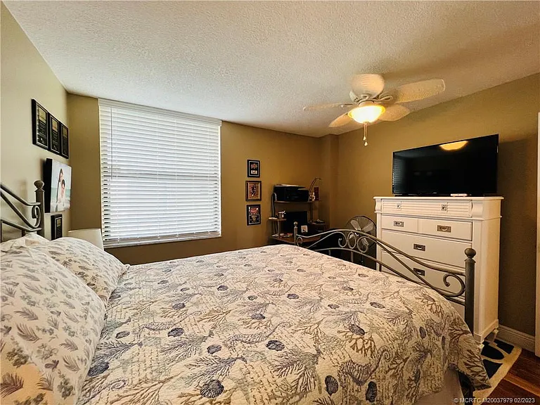 10600 S Ocean Dr #701 — Photo 62