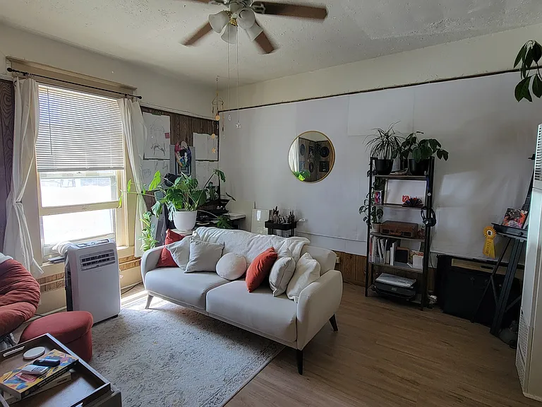 547 Ralston St #7 — Photo 4