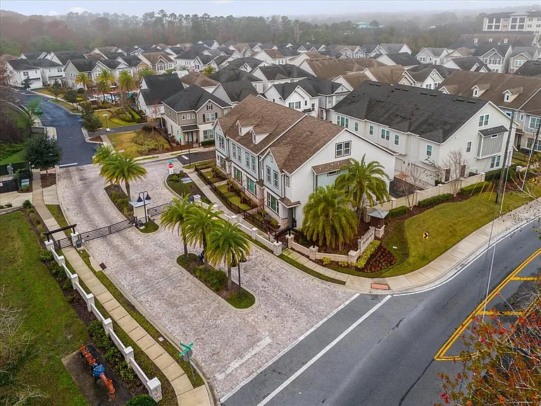 1341 Saltgrass Ct — Photo 33