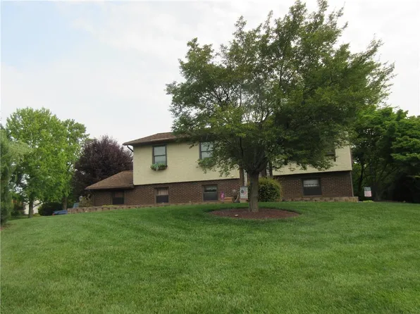 480 Mountain View Rd, Nazareth, PA 18064