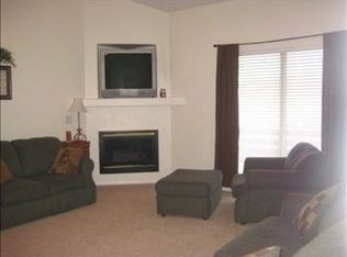 20056 Cleveland St, Elkhorn, NE 68022