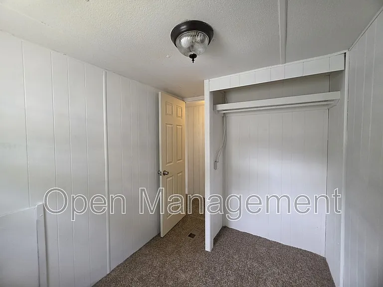 2668 Chateau Dr #11 — Photo 13
