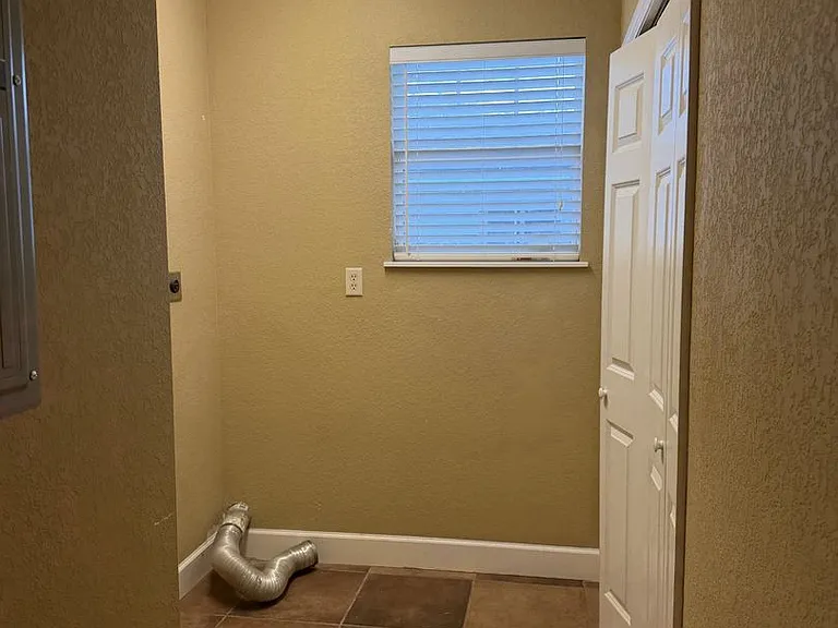 3613 S Summerlin Ave — Photo 18