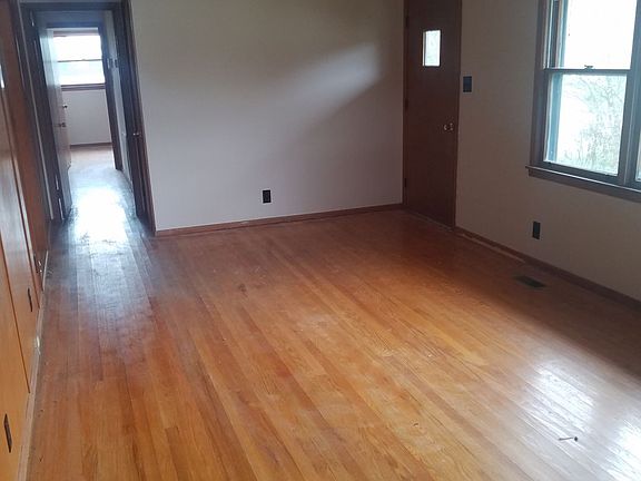 2nd image of 2316 Laramie Dr
