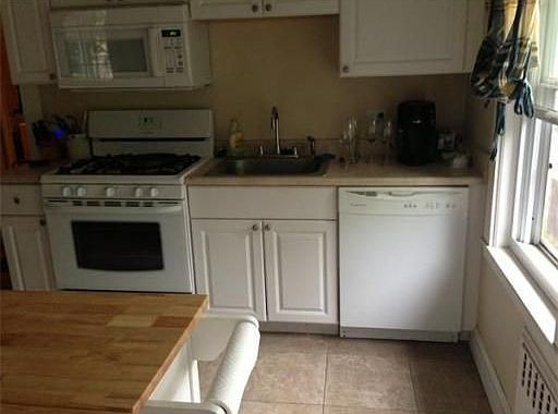 2nd image of 28 Concord Ave