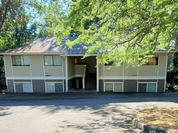 24423 27th Ave S, Seattle, WA 98198