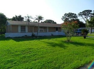 2109 Hyde Park Cir, Sarasota, FL 34239