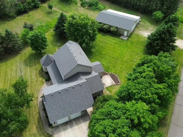 1470 Sims Rd NW, Oak Grove, MN 55011