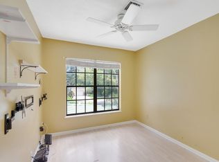 4210 14th St, Vero Beach, FL 32960