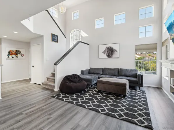 4635 Los Alamos Way Unit A, Oceanside, CA 92057