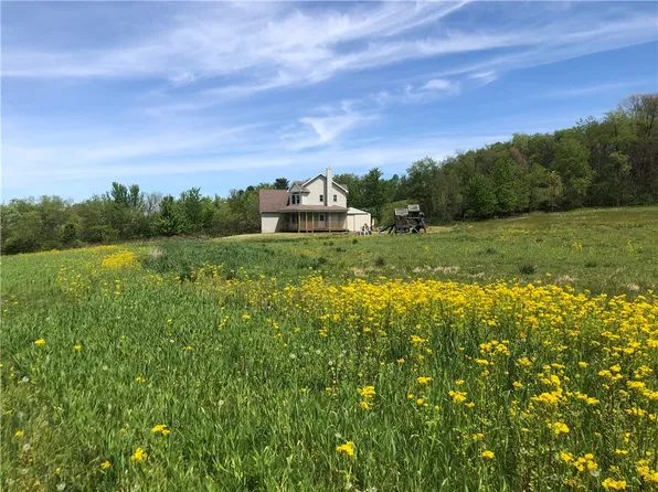 370 Woodside Oldframe Rd, Smithfield, PA 15478