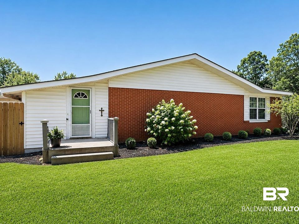 1st image of 385 Sizemore Ln