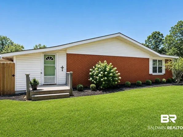 385 Sizemore Ln, Uriah, AL 36480