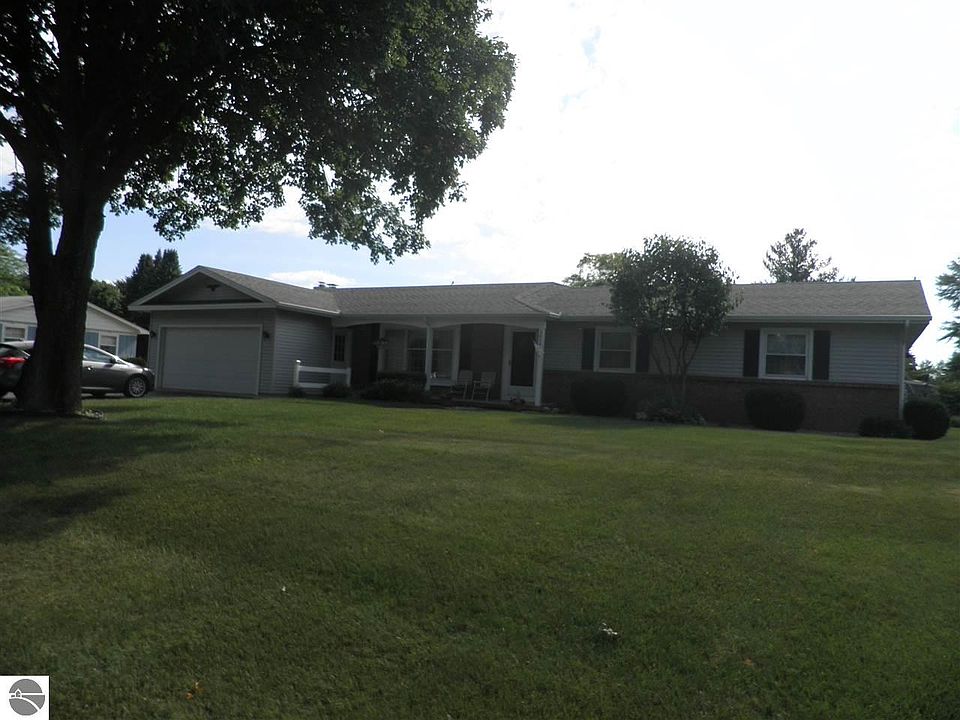 1st image of 3854 Sandia Pl