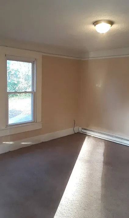 2 bed, 1.0 bath, $950 — Photo 3