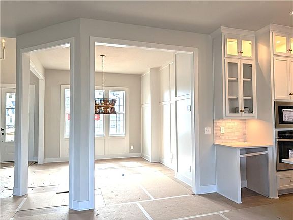 5th image of 16909 Futura St