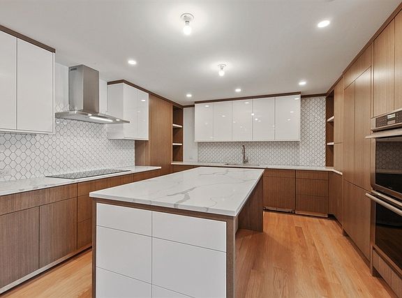 5th image of 2021 Saint Johns Ave APT 3G