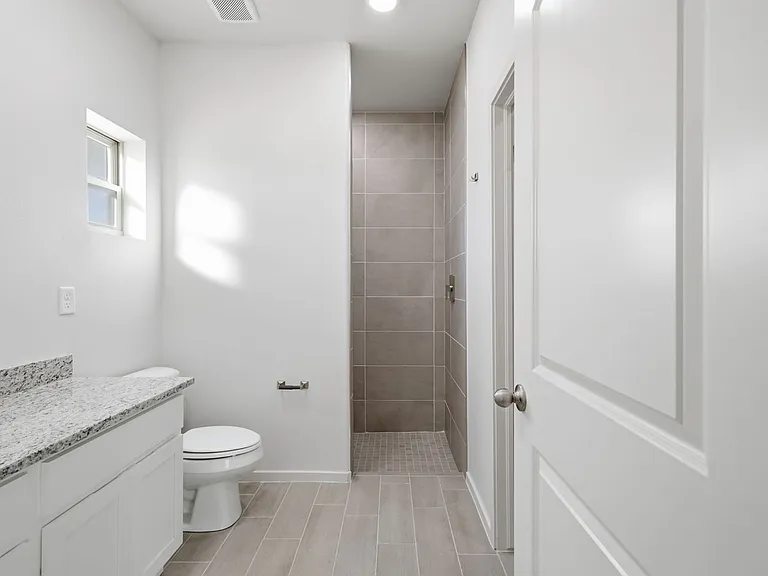 1237 Irish Summer Pl — Photo 48