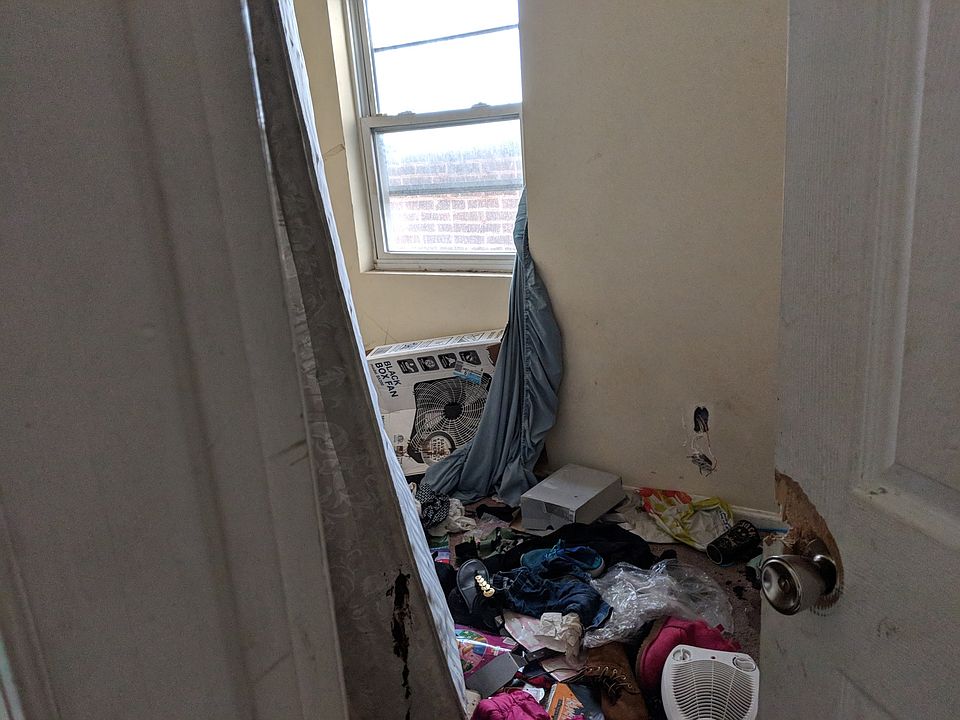 2nd image of 1511 S Komensky Ave