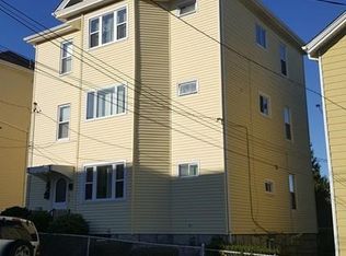 145 Beach St, Fall River, MA 02721